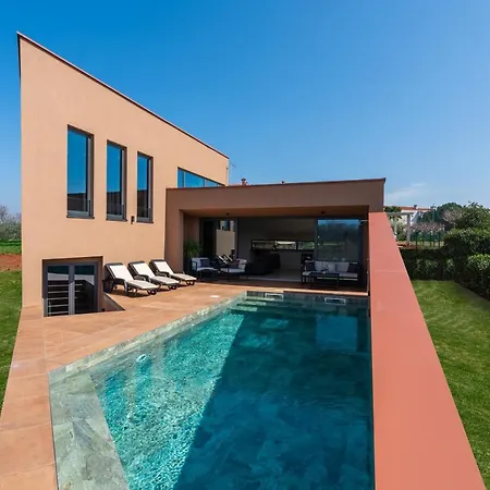 Villa Ana Novigrad (Istria)